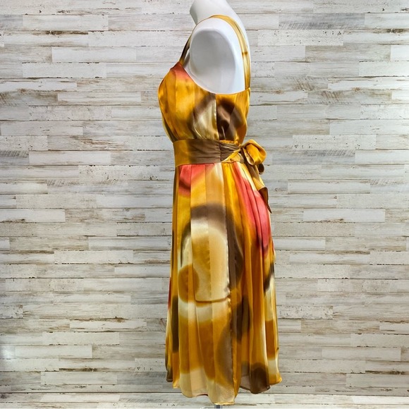 Suzi Chin by Maggy Boutique Silk Dress Womens Size 12 Gold Red Print Tie Waist - Picture 6 of 13